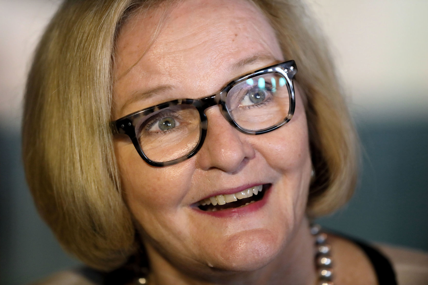 Claire McCaskill campaigns to keep Senate seat